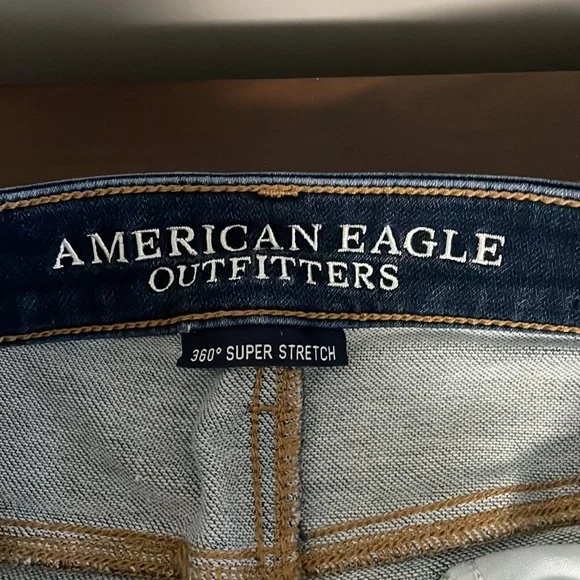 Preloved - Picture 2 of 7